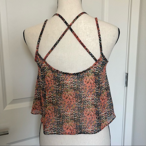 Super Cute Flowy Summer Top - Picture 3 of 3